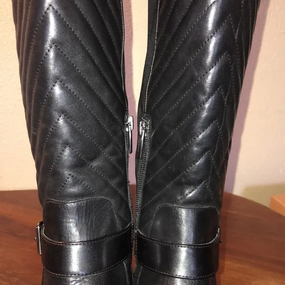 Vince Camuto vince camuto